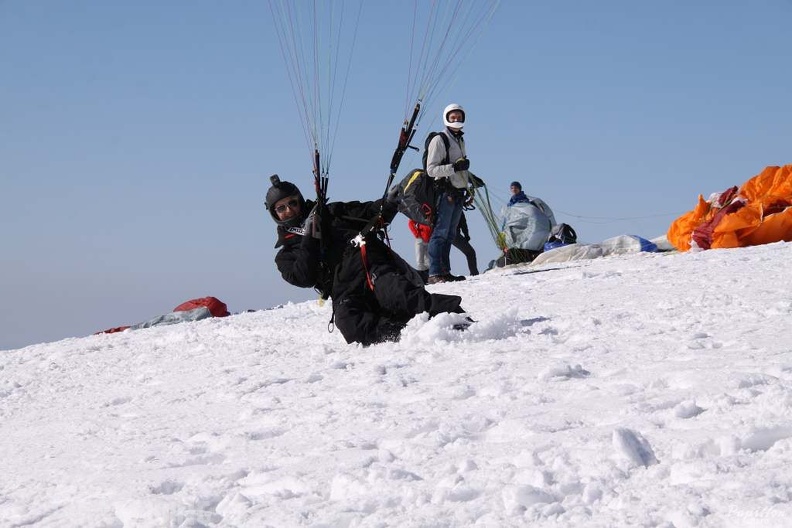 2013 03 02 Winter Paragliding Wasserkuppe 046