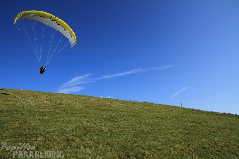 RK32 14 Paragliding Wasserkuppe 374