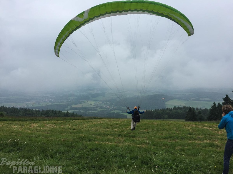 RK26.16 Paragliding-1125