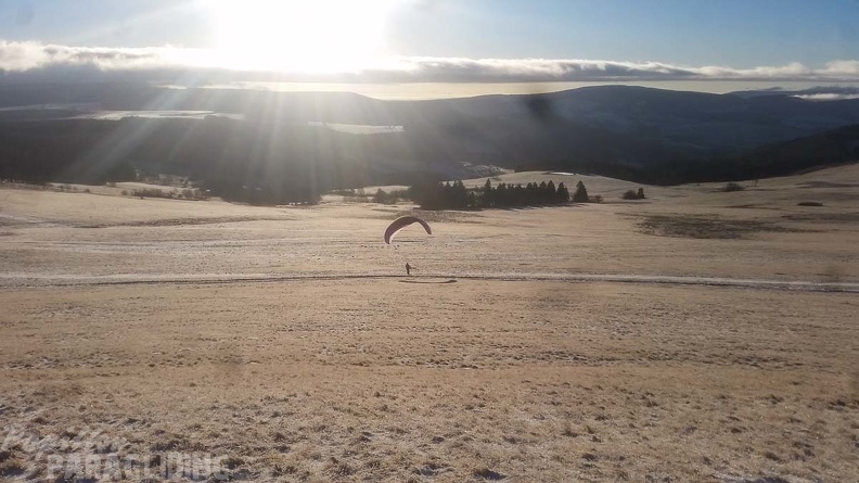 RK1.17 Winter-Paragliding-106