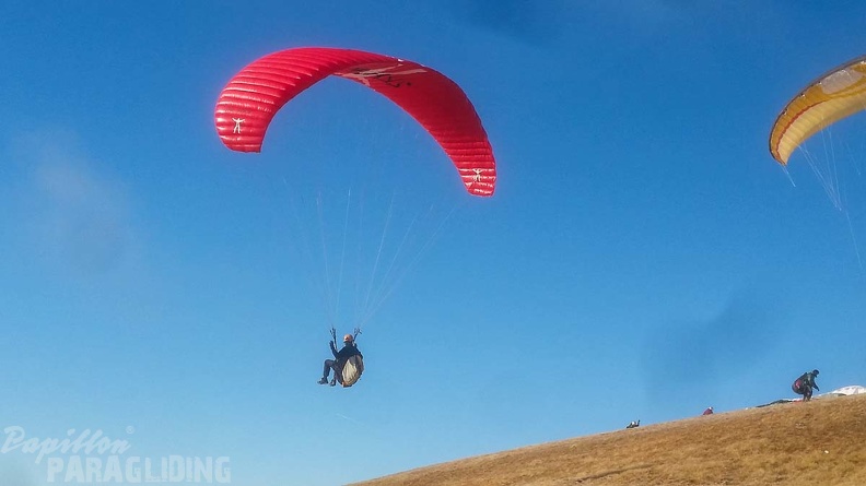 RK1.17 Winter-Paragliding-131