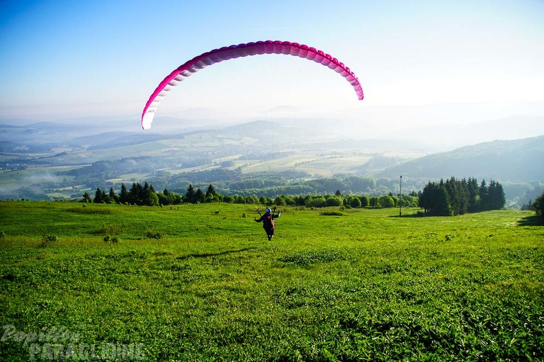RK21.17 Paragliding-385