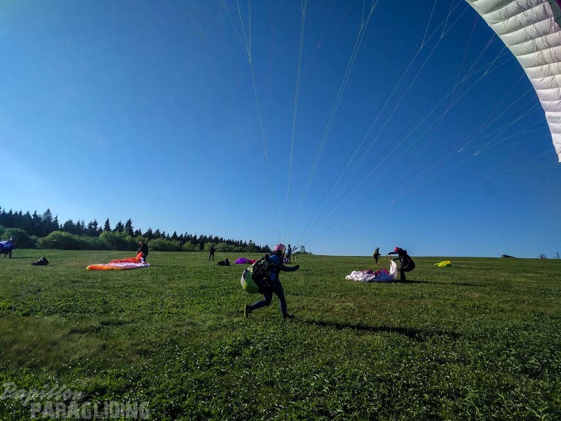 RK21.17 Paragliding-544