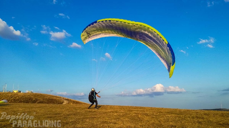 RK34.18-Paragliding-130