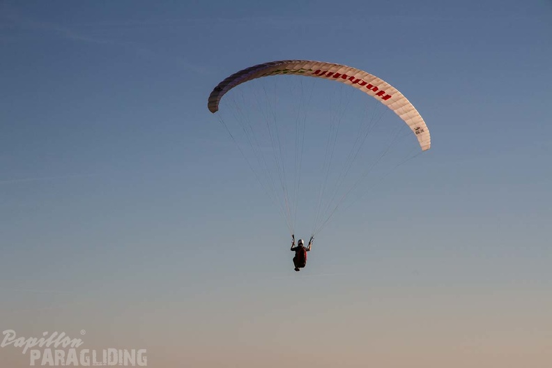 RS15.18_Suedhang_Paragliding-Wasserkuppe-427.jpg