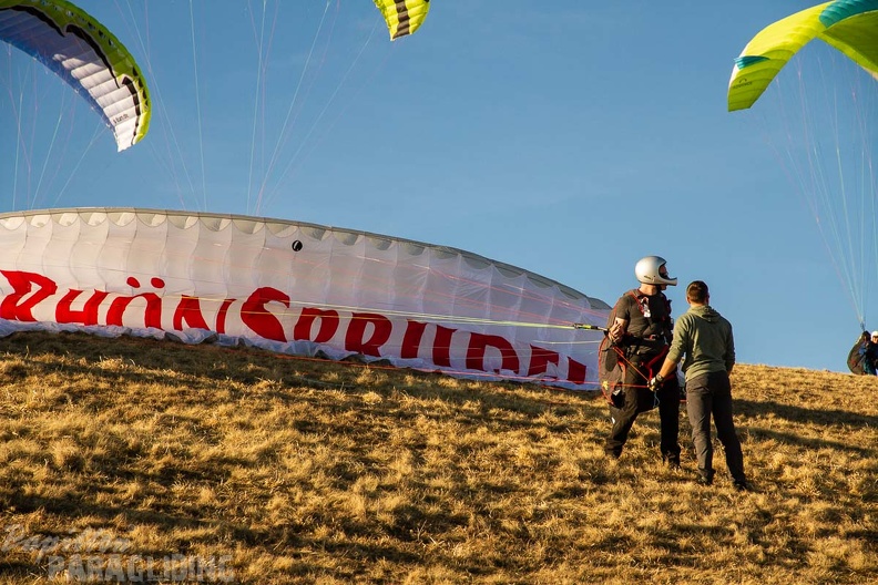 RS15.18_Suedhang_Paragliding-Wasserkuppe-772.jpg