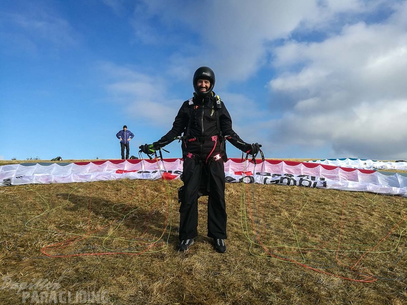 RS5.18 Paragliding-129