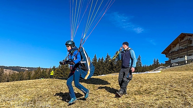 dh11.22-luesen-paragliding-149.jpg