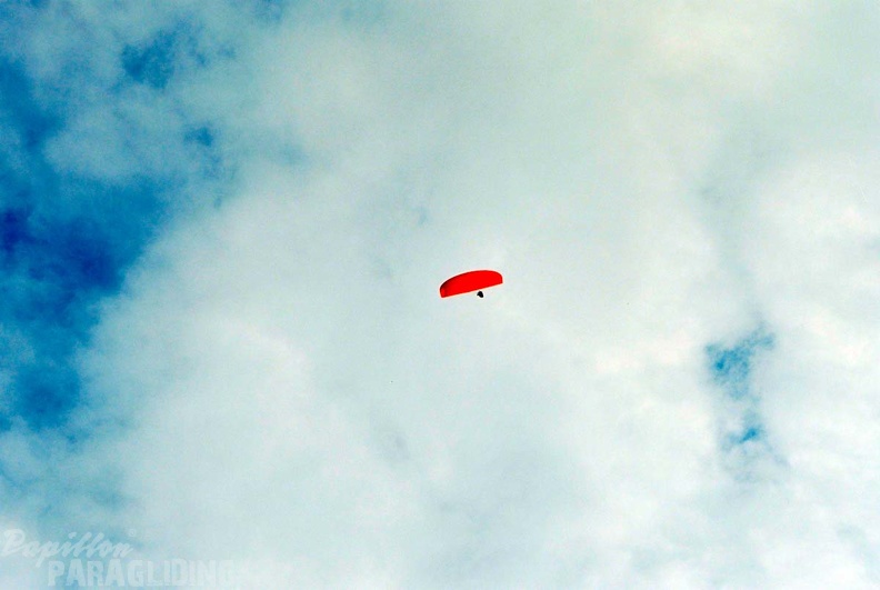 Luesen Paragliding NG-1032