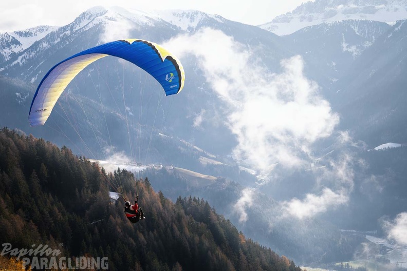 DH1.23-Luesen-Paragliding-113