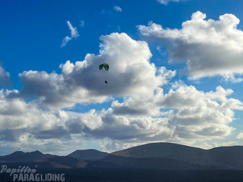 FLA7.23-lazarote-paragliding-120