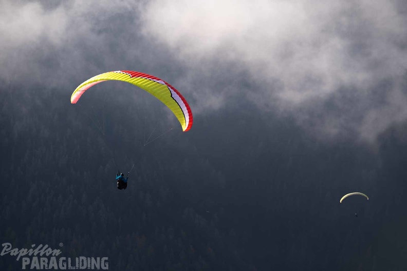 DH14.23-Luesen-Paragliding-107.jpg