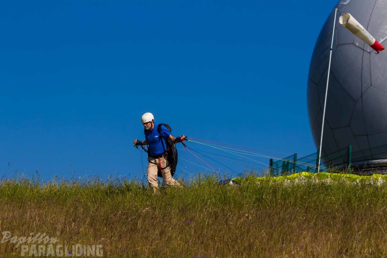 wasserkuppe-paragliding-suedhang-23-06-25.jpg-124