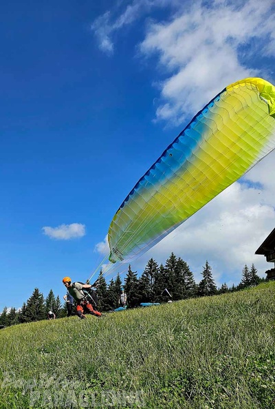 dh29.23-luesen-paragliding-122.jpg