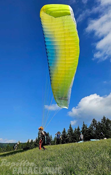 dh29.23-luesen-paragliding-123.jpg