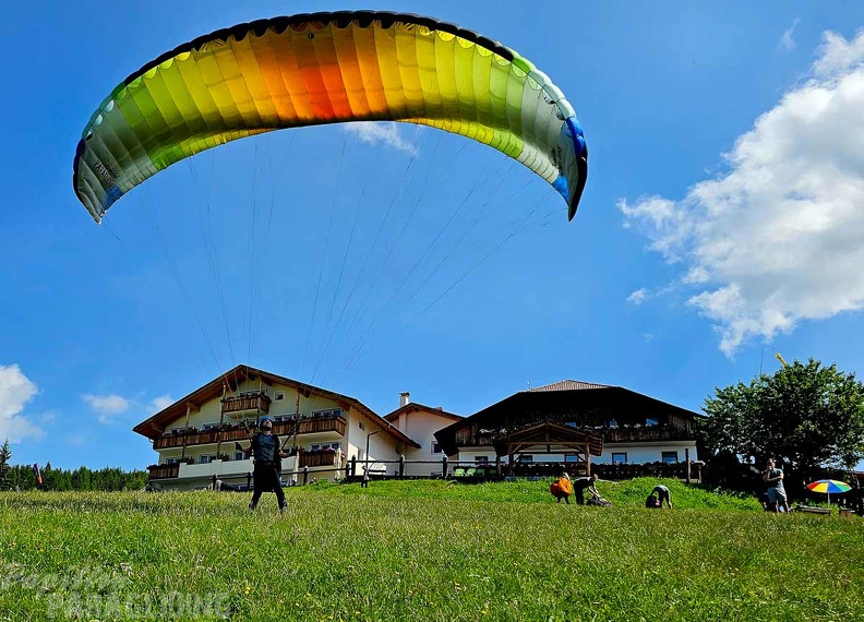 dh29.23-luesen-paragliding-136