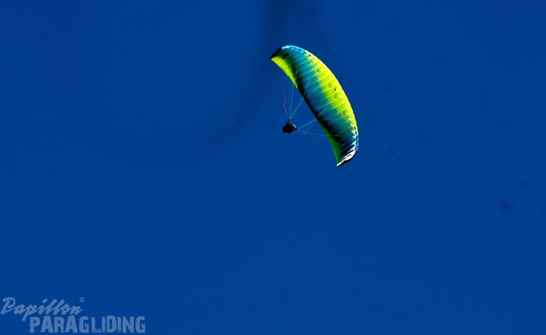 dh32.23-luesen-paragliding-216.jpg