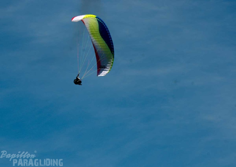 dh32.23-luesen-paragliding-218.jpg
