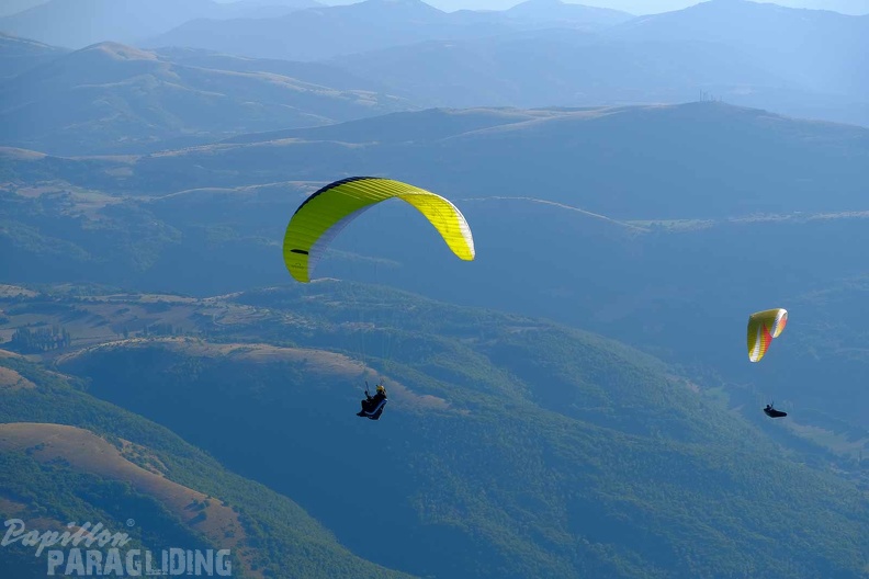 fcf37.23-castelluccio-paragliding-pw-113.jpg