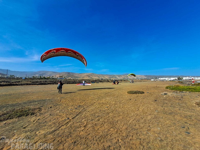 FLA6.24-paragliding-lanzarote-106.jpg