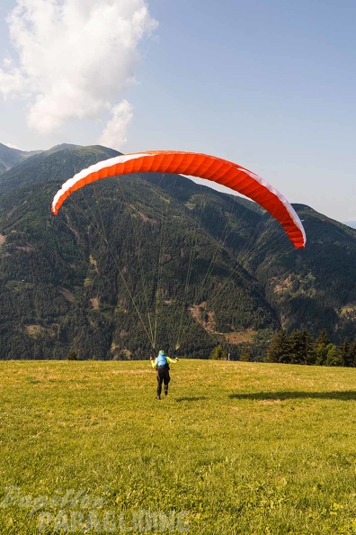 DH24.29-luesen-sommer-paragliding-116