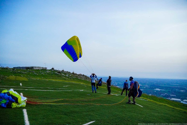 fno42.24-norma-italien-paragliding-196