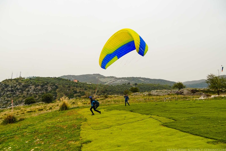 fno42.24-norma-italien-paragliding-493