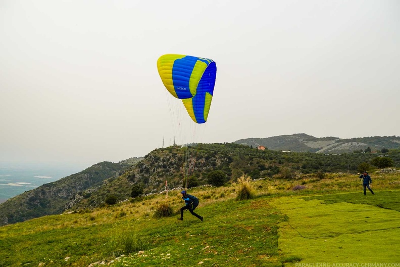 fno42.24-norma-italien-paragliding-494