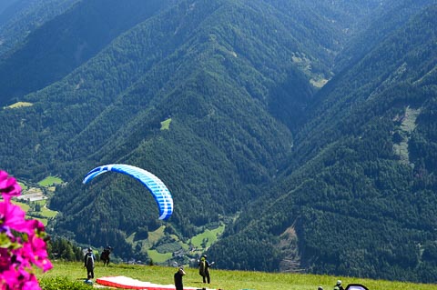 DH33.16-Luesen Paragliding-1037